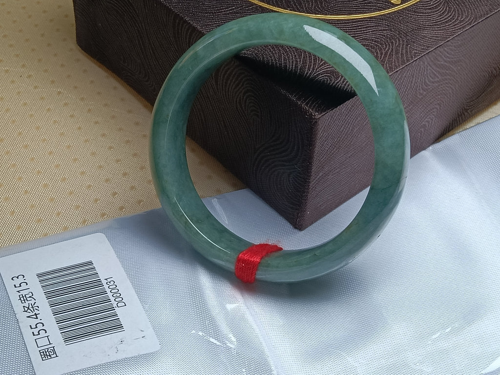 Even Apple Green Natural Grade - A Jadeite Bangles (Size:55 - 56mm) - Jadeite Ding