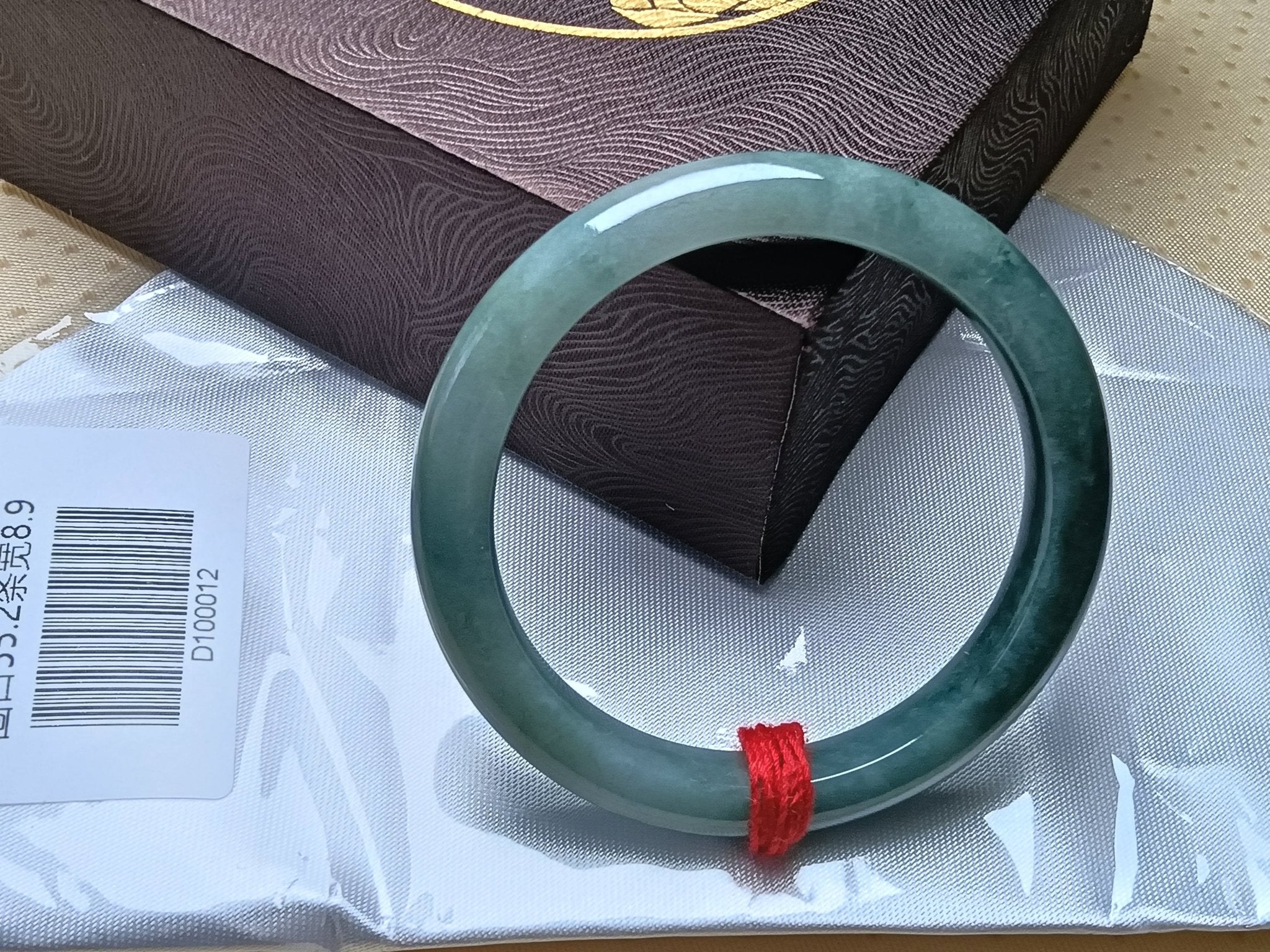 Even Apple Green Natural Grade - A Jadeite Bangles (Size:55 - 56mm) - Jadeite Ding