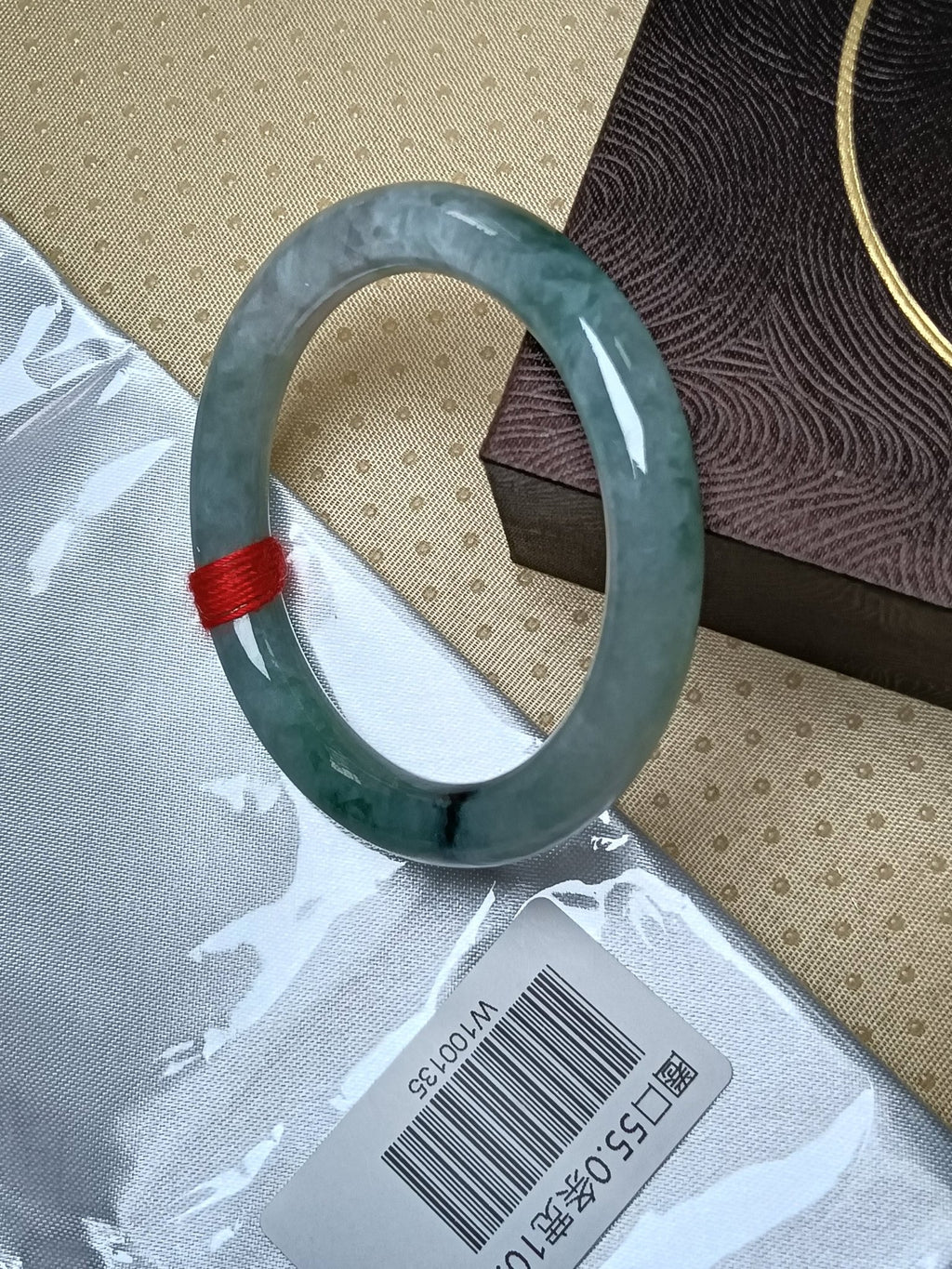 Full Light Green with Floating Flower Nature Type - A Jadeite Bangles (Size:55mm) W135 - Jadeite Ding