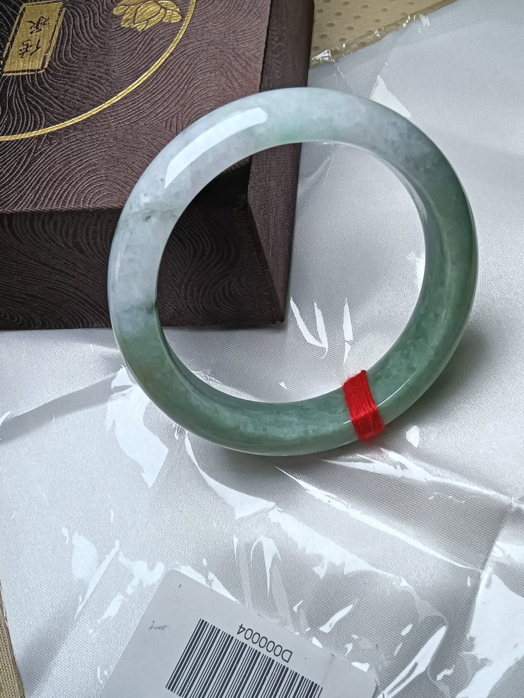 Half Water/Half Mountian Withe mixed Green Nature Type - A Jadeite Bangles (Size:58mm)D004 - Jadeite Ding
