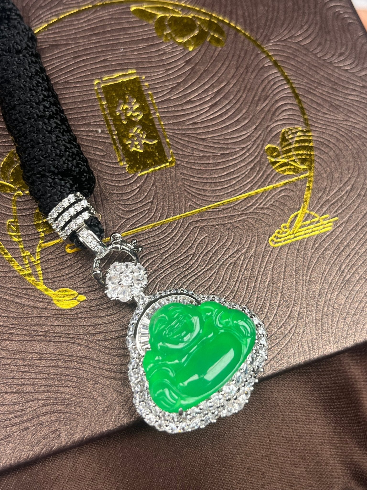 Imperial Green Nature Burmess Grade A Jadeite Buddha Pendant S - Jadeite Ding