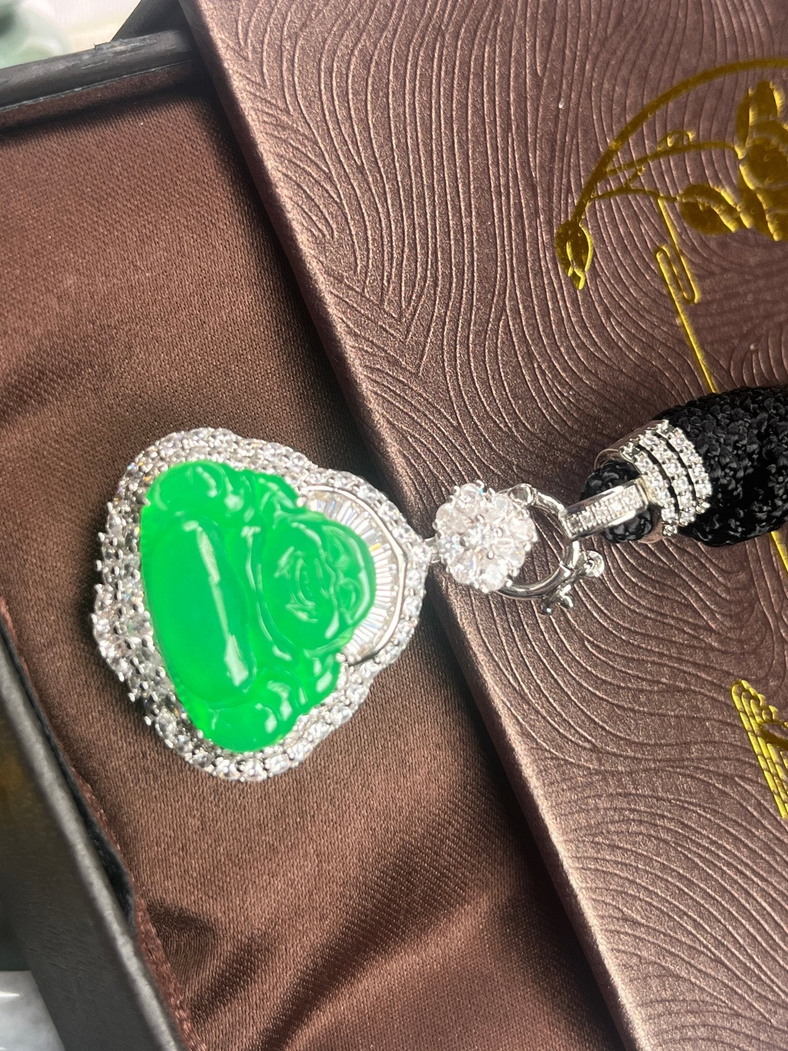 Imperial Green Nature Burmess Grade A Jadeite Buddha Pendant S - Jadeite Ding
