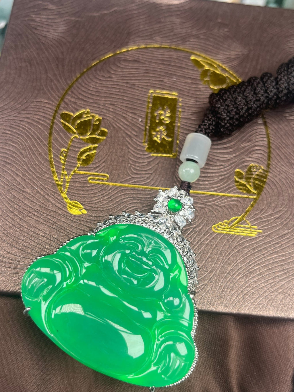Imperial Green Nature Burmess Grade A Jadeite Buddha Pendant XL - Jadeite Ding