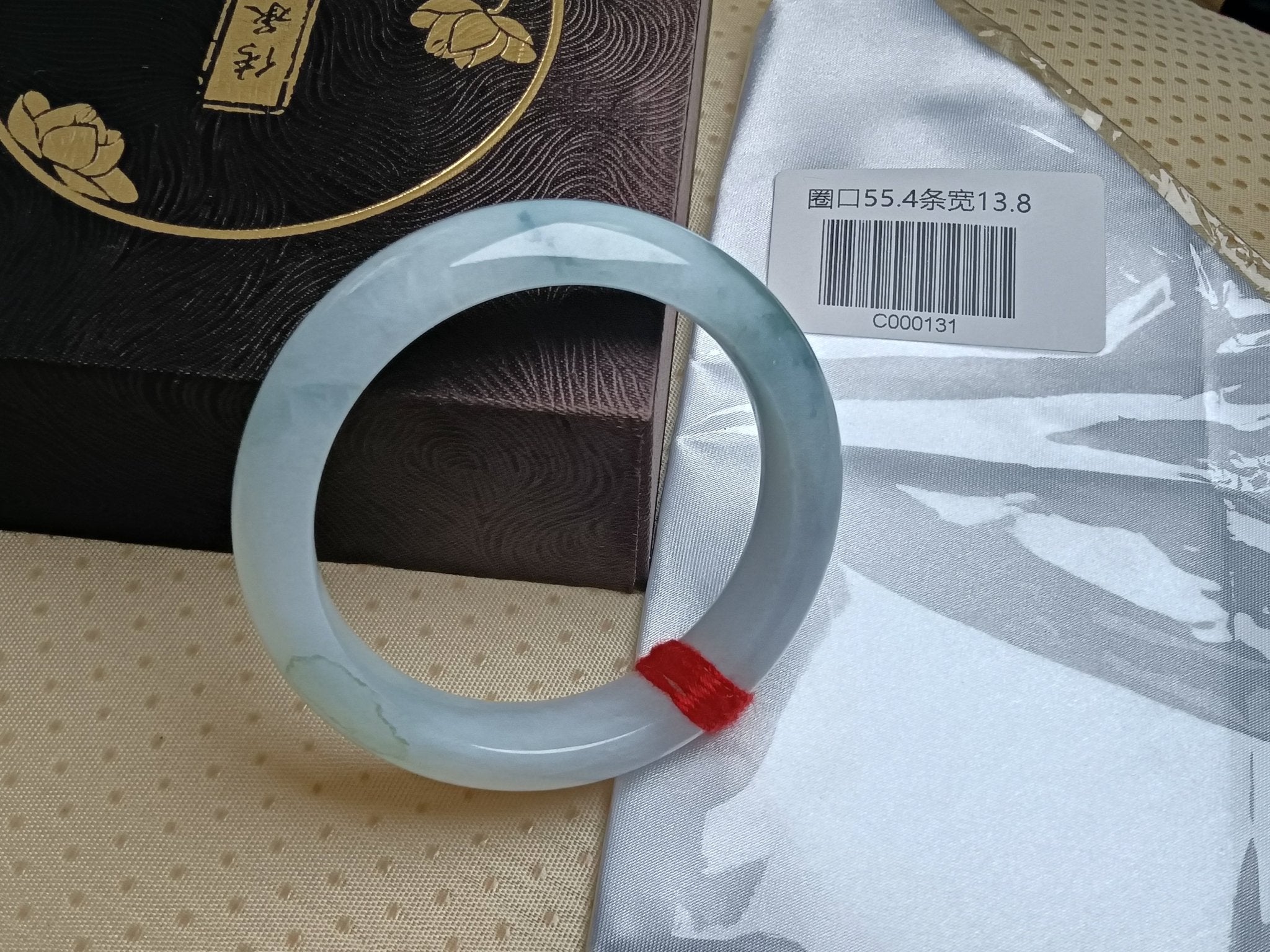 Light Green and Less Lavender Natural Grade - A Jadeite Bangles (Size:55 - 56mm) - Jadeite Ding
