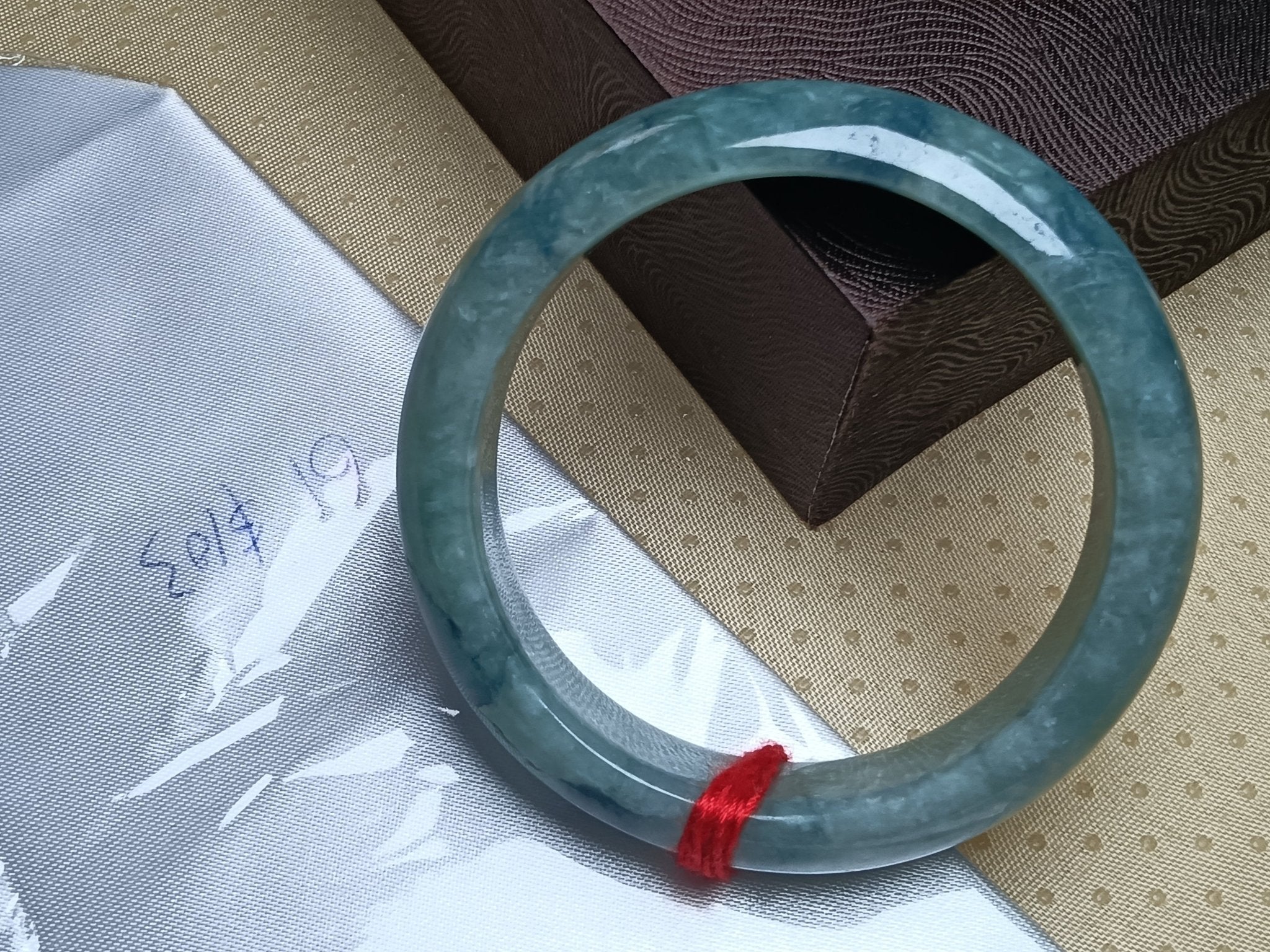 Light Green with Dark Green Inclusion Burmese Jadeite Bracelet with Certificate (Size:61mm) B6103 - Jadeite Ding