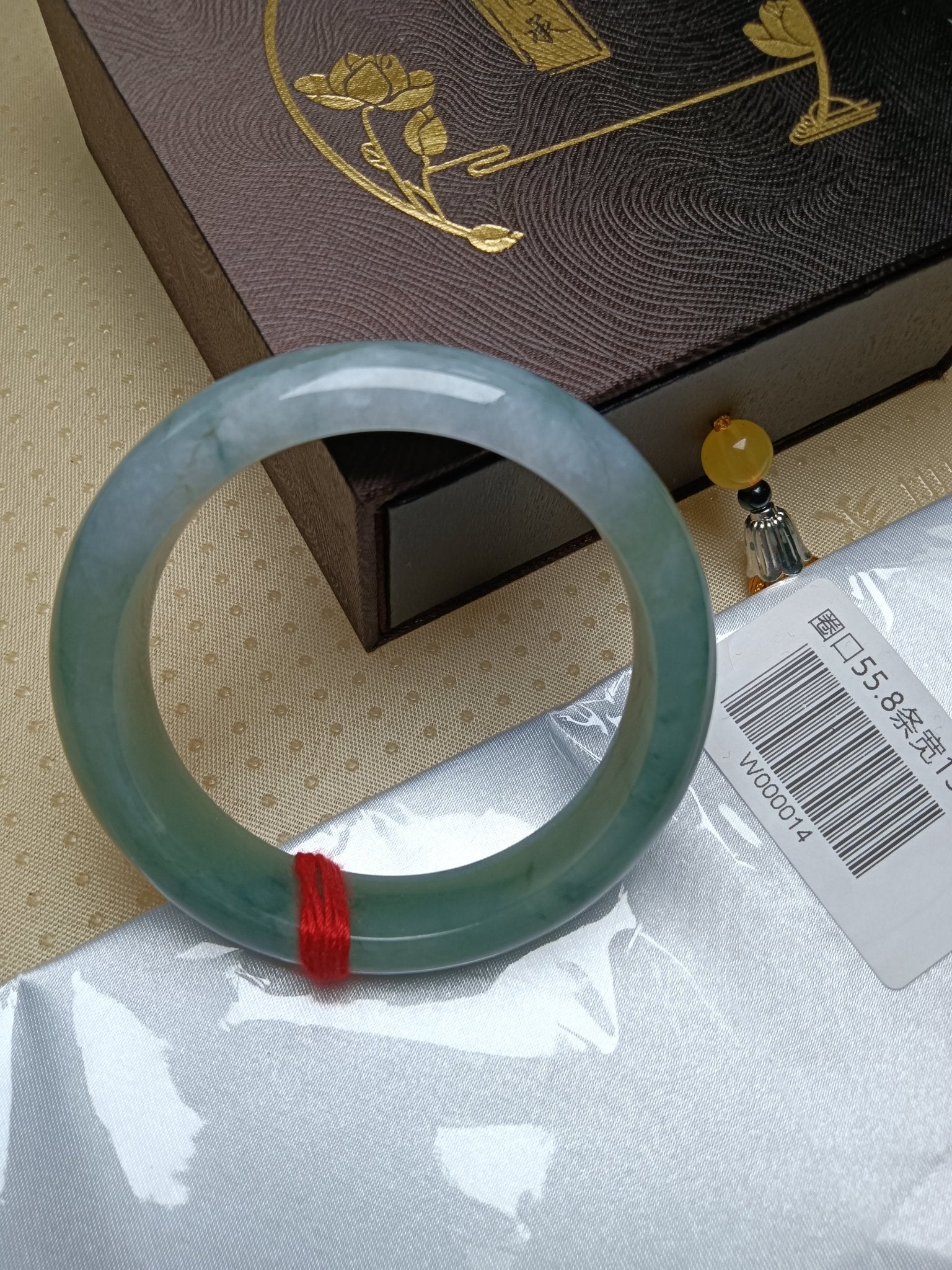 Watery Full Light Green Nature Type - A Jadeite Bangle (Size: 54.5 - 56mm) - Jadeite Ding