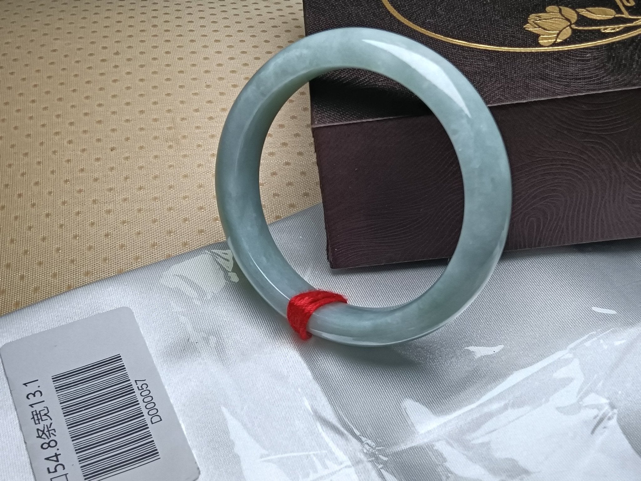 Watery Light Green Nature Tyle - A Jadeite Bangles (Size:54 - 55mm) D057 - Jadeite Ding