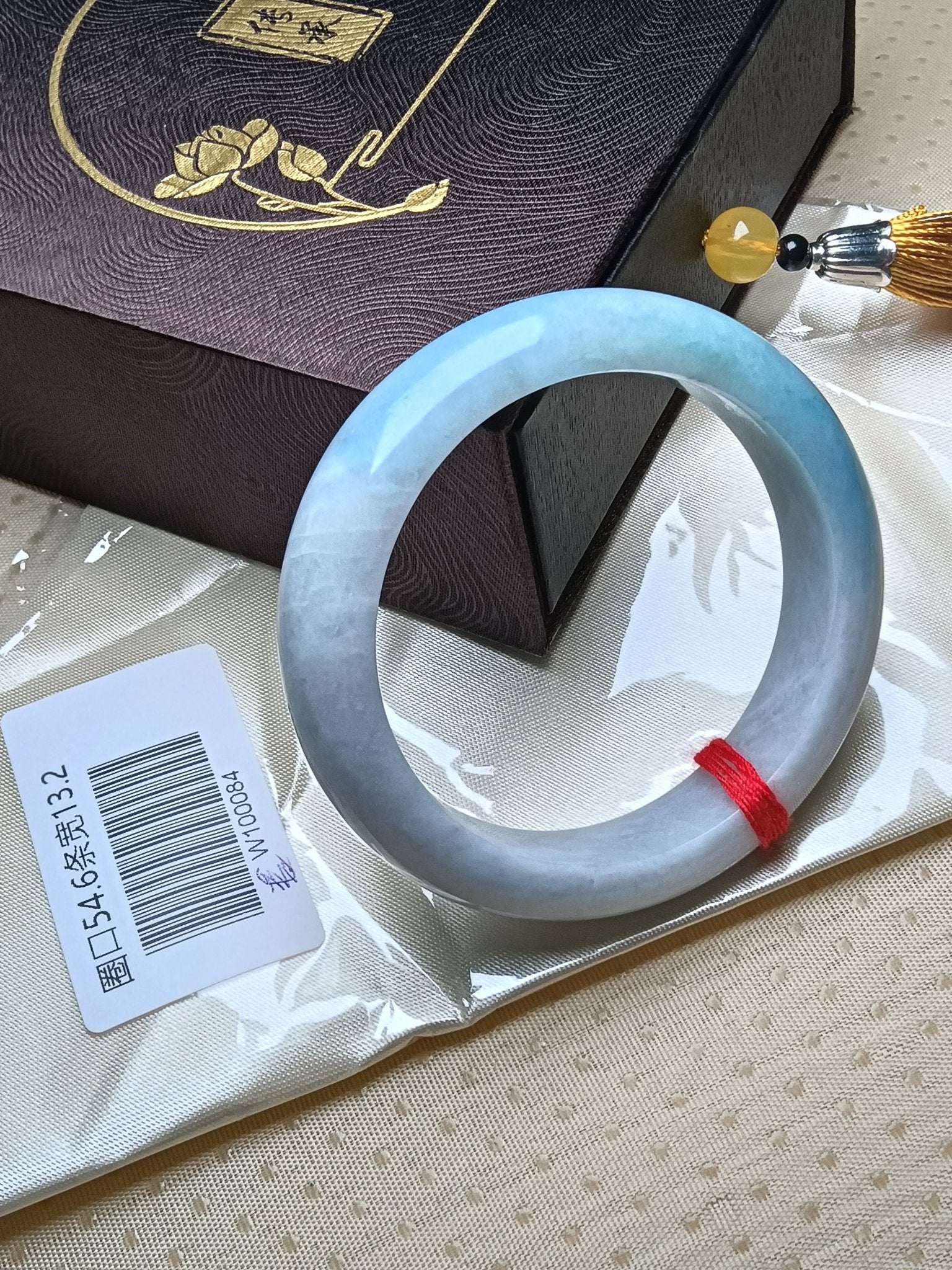 White Color with Light Green Nature Type - A Jadeite Bangles (Size:54 - 55mm) W084 - Jadeite Ding